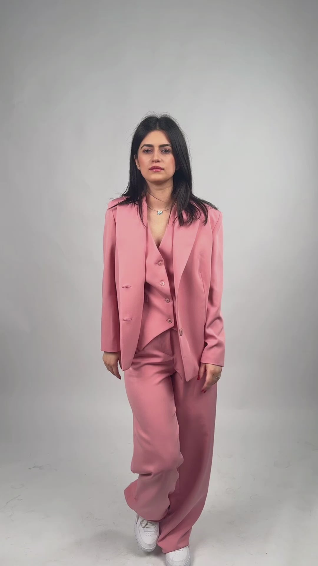 Andaleya Signature 3-Piece Suit Andaleya Signature 3-Piece Suit